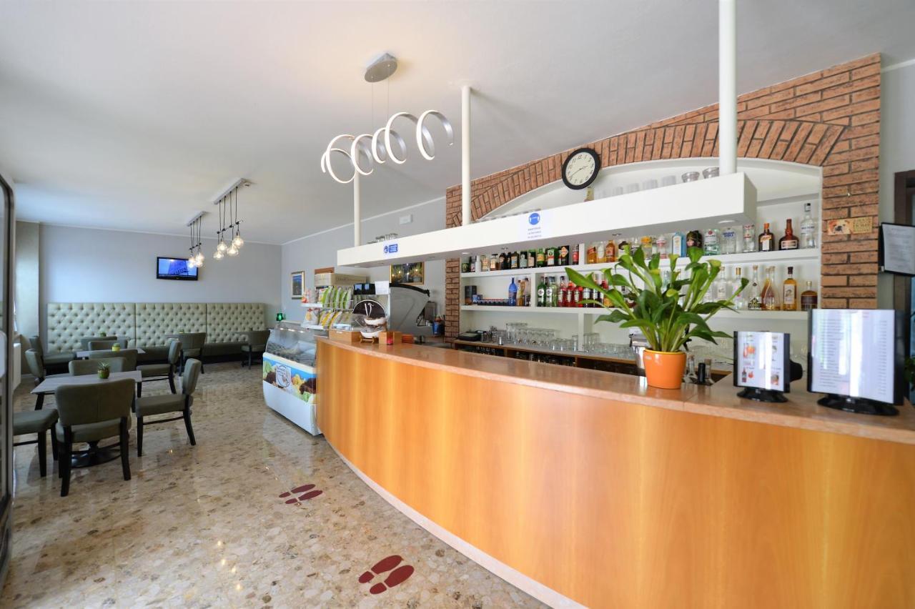 Albergo Panoramica Бардолино Екстериор снимка